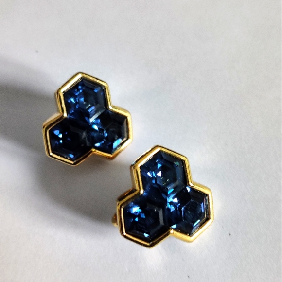 Vintage Swarovski S.A.L Honeycomb Hexagon Earrings - Picture 12 of 13